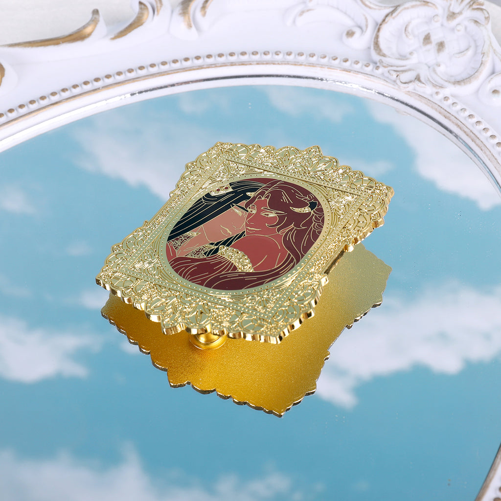 Gold And Rubies -  Motif Big Enamel Pin